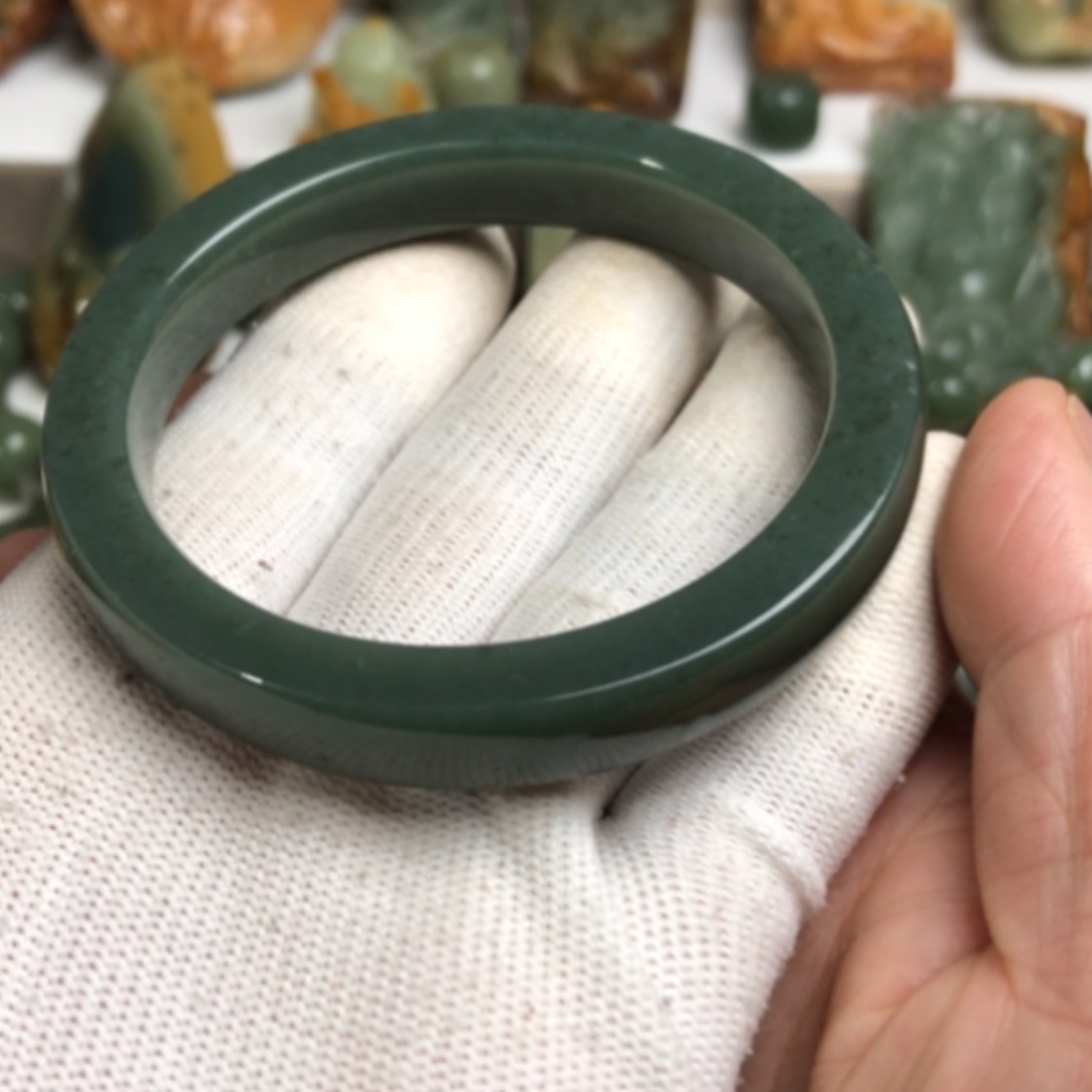 【闪购商品】和田玉手镯未镶嵌