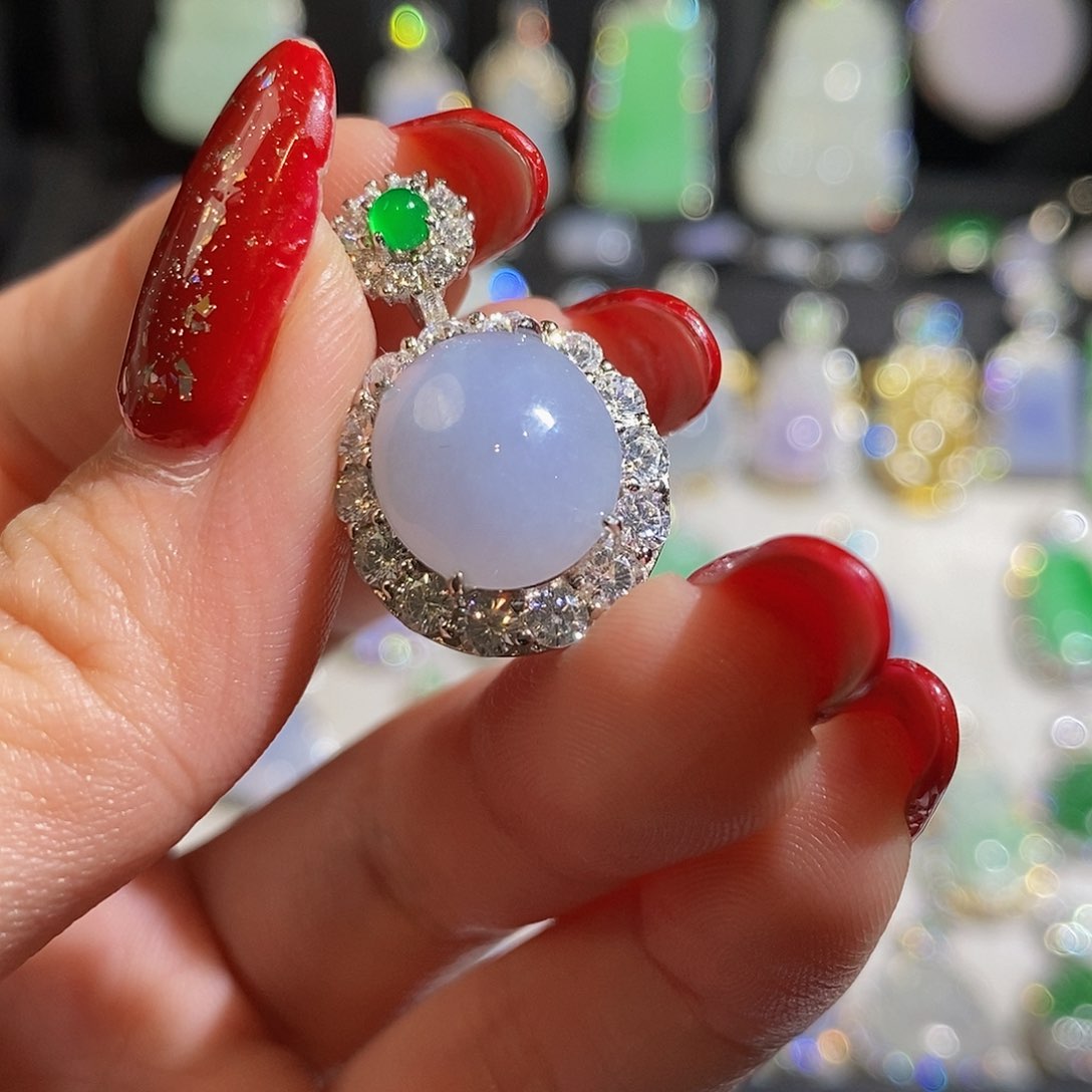 翡翠颈饰银S925镶嵌天然翡翠