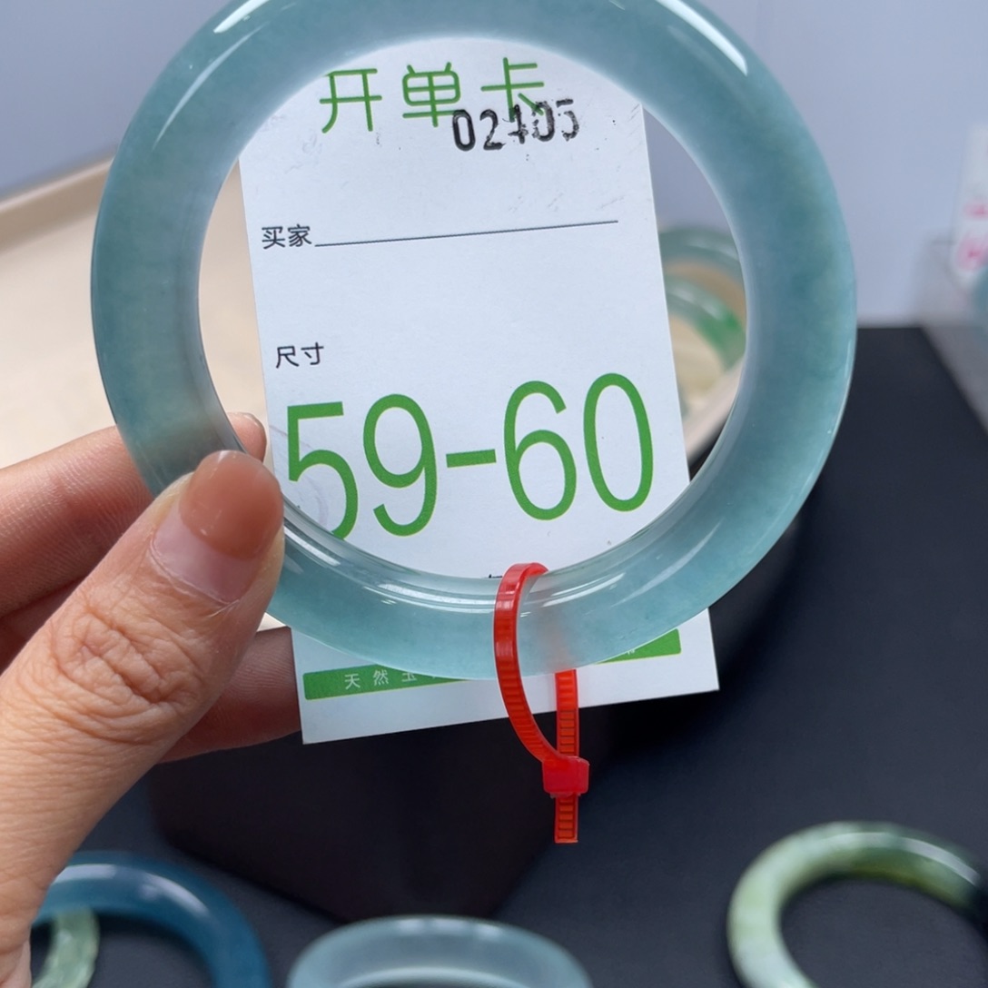 石英岩玉手镯未镶嵌