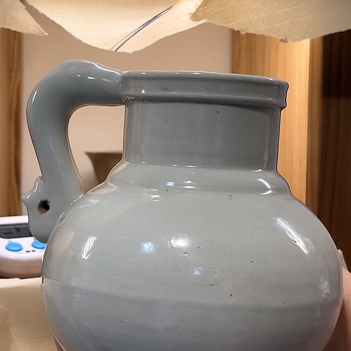 茶盏岭*甜白釉花浇