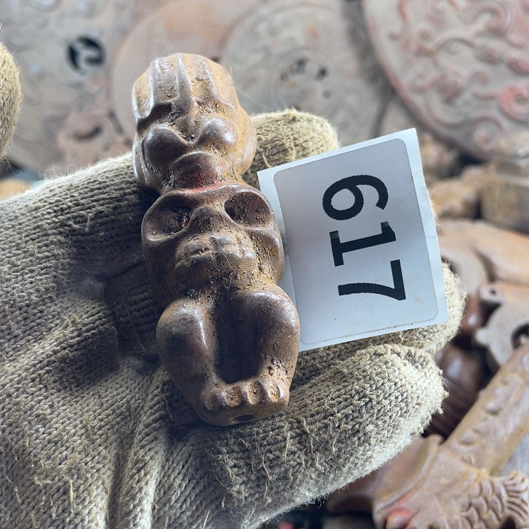 和田玉（糖玉）未镶嵌挂件