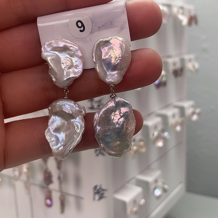 无非金属巴洛克花瓣耳饰