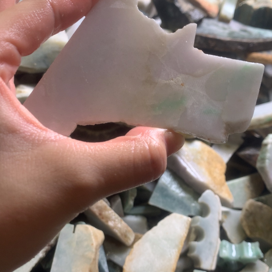 翡翠颈饰未镶嵌缅甸翡翠