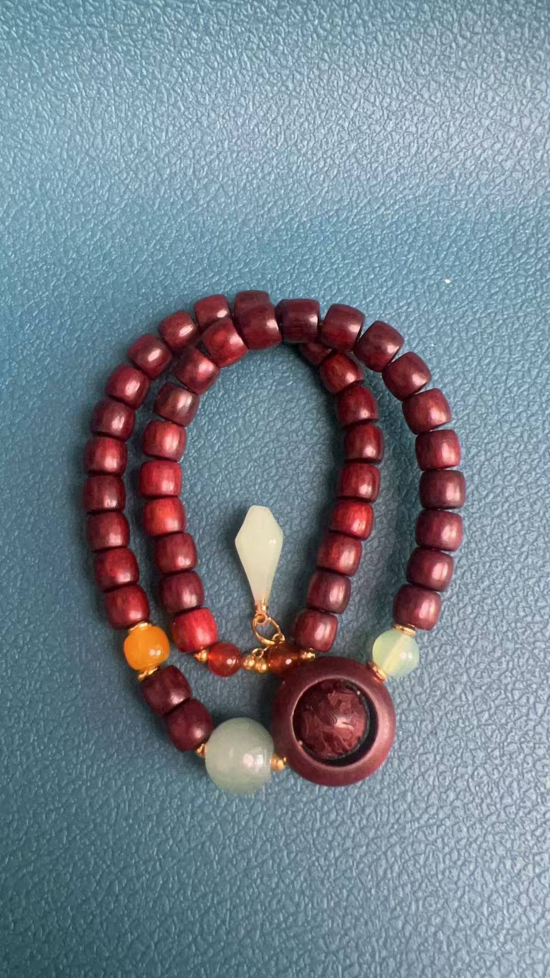 157血檀玉兰 双圈（有礼盒）