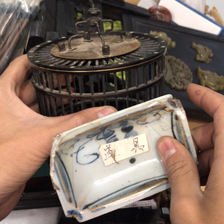 陶瓷孤品单件车里拍