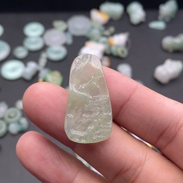 翡翠吊坠(不含链)未镶嵌