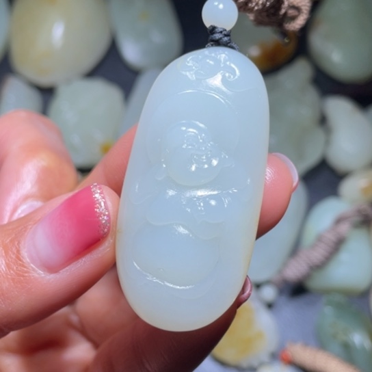 和田玉挂件未镶嵌百**风