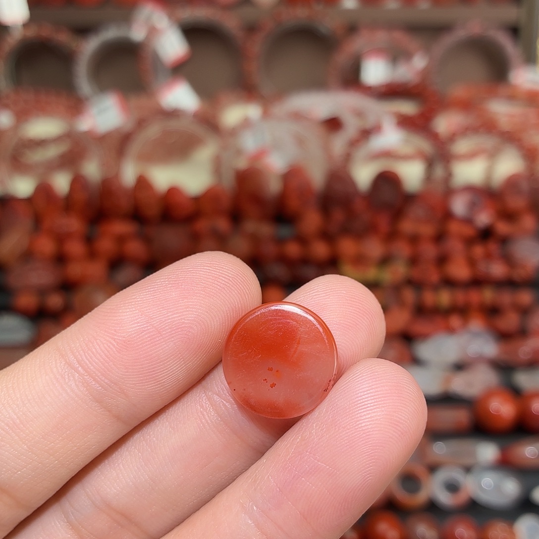 南红玛瑙未镶嵌颈饰圆牌