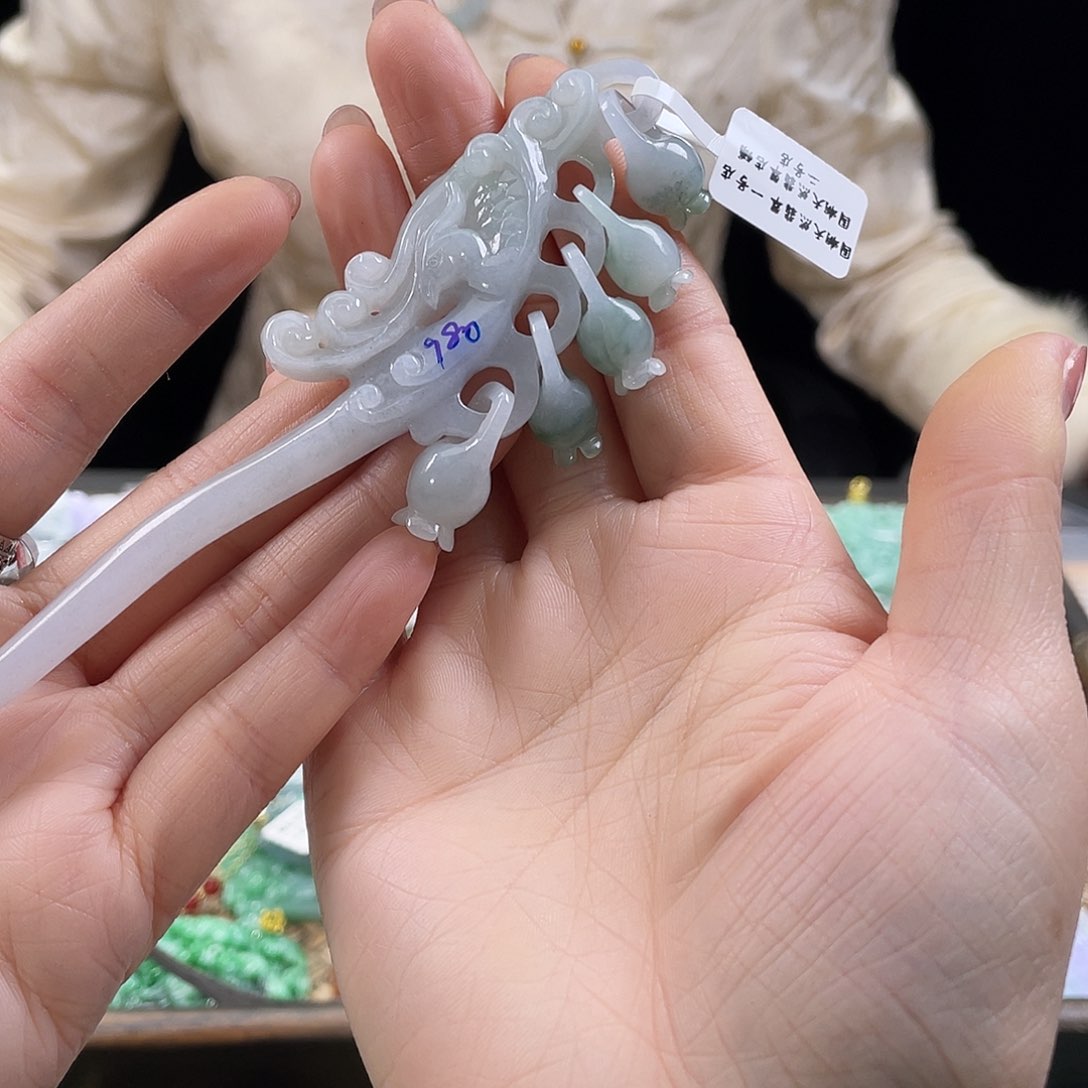 翡翠颈饰未镶嵌代编织