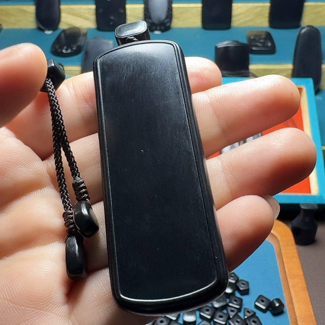 诗***茶和田玉未镶嵌颈饰