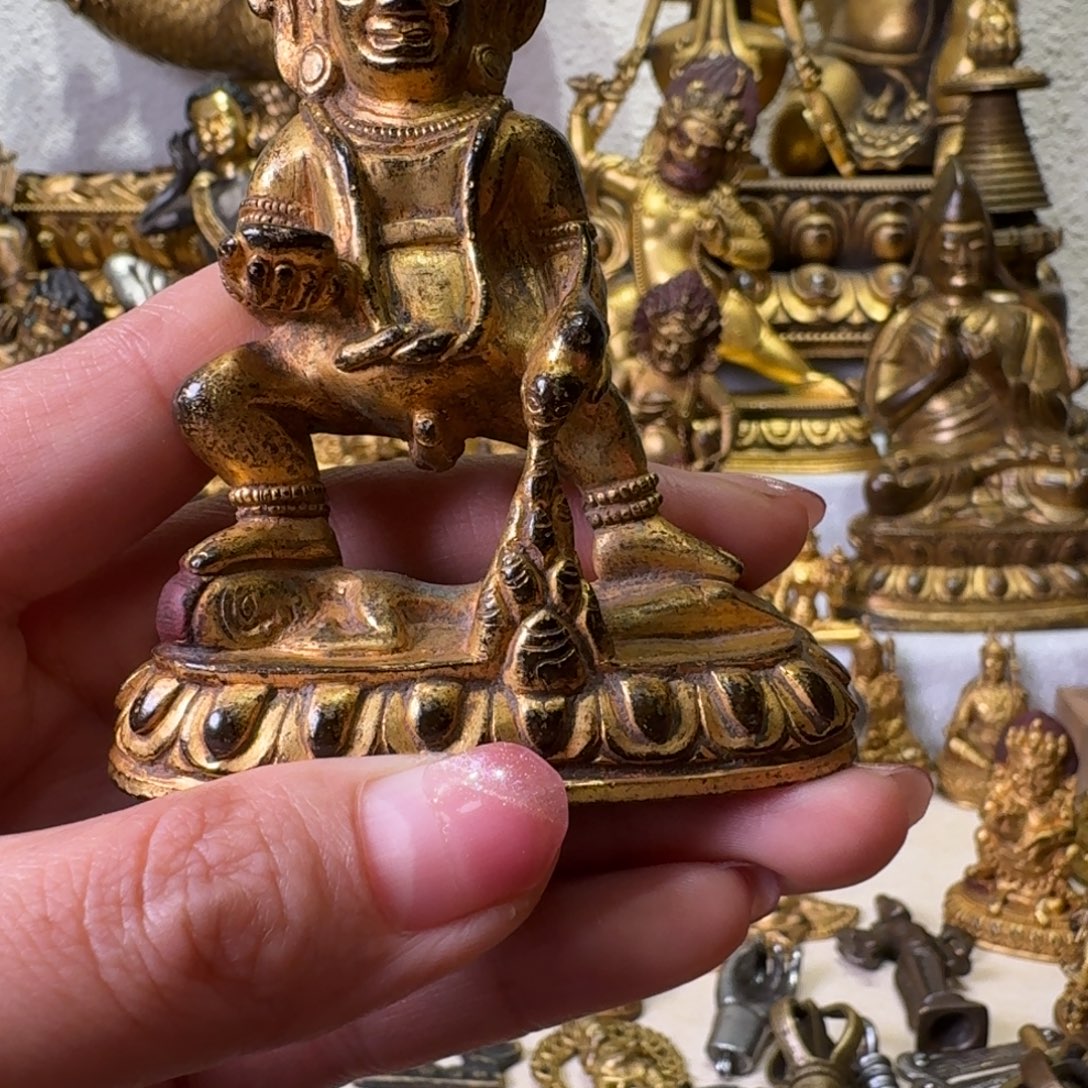 竹***居藏传佛教文化佛像