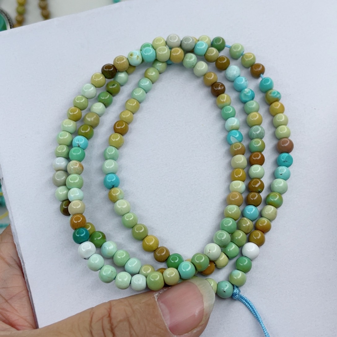 绿松石颈饰未镶嵌米*?