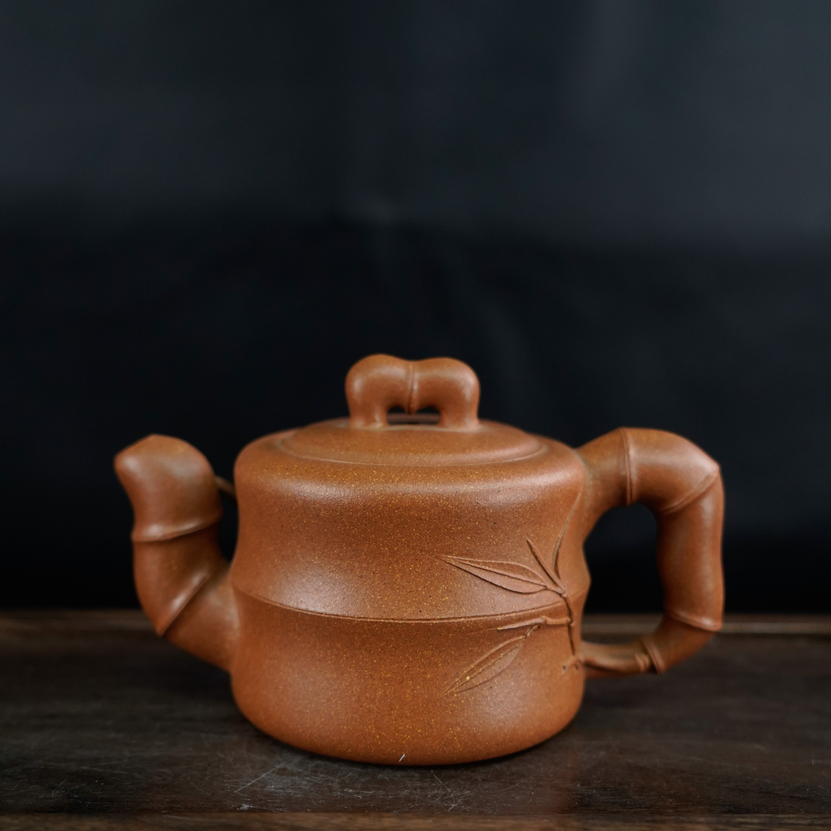 GSZS-6448  欧廉杰  宜兴手工紫砂 道洪竹段