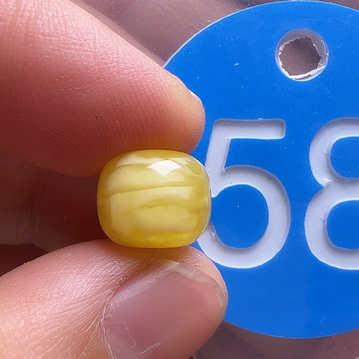 未镶嵌蜜蜡裸石10m m