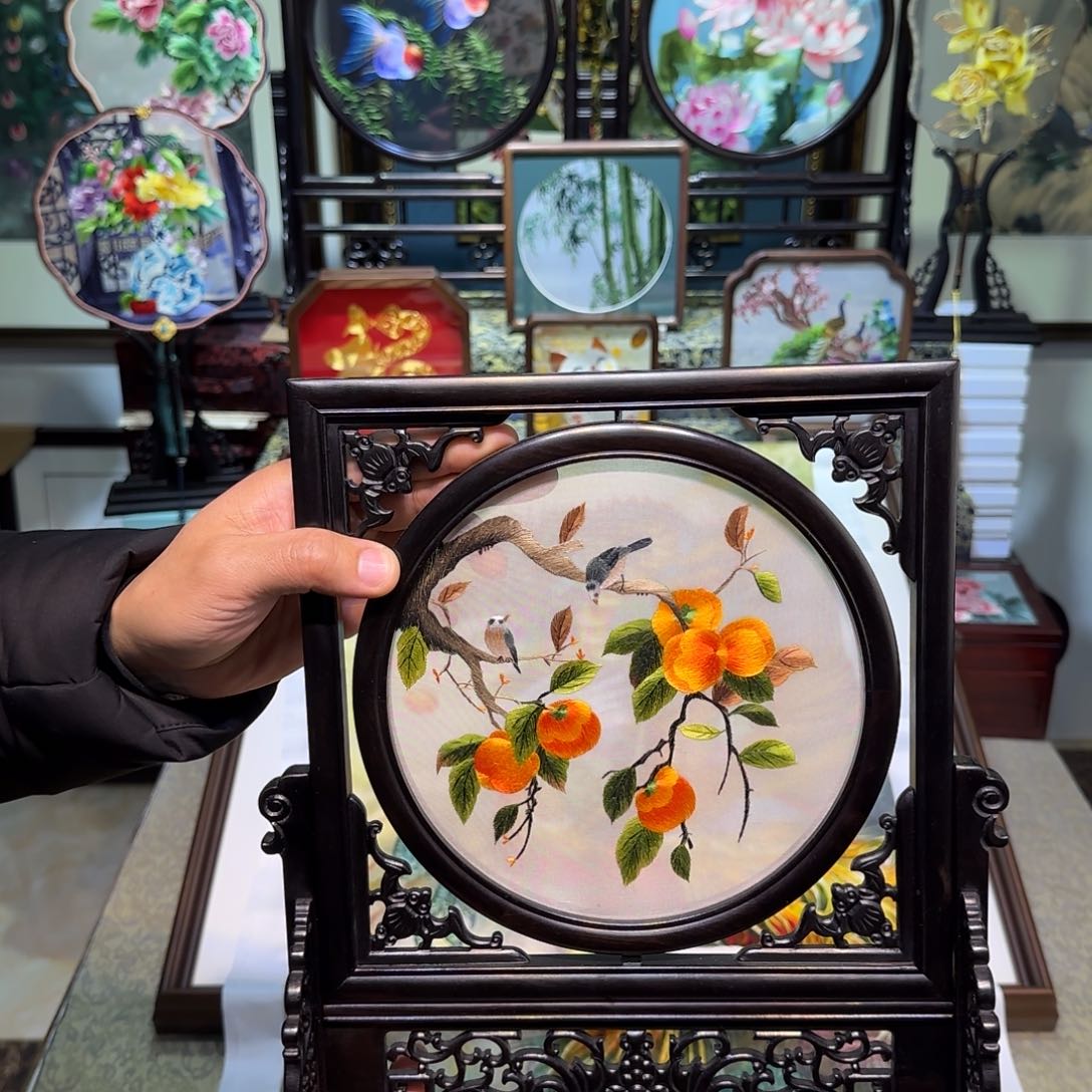 刺绣刺绣工艺精湛