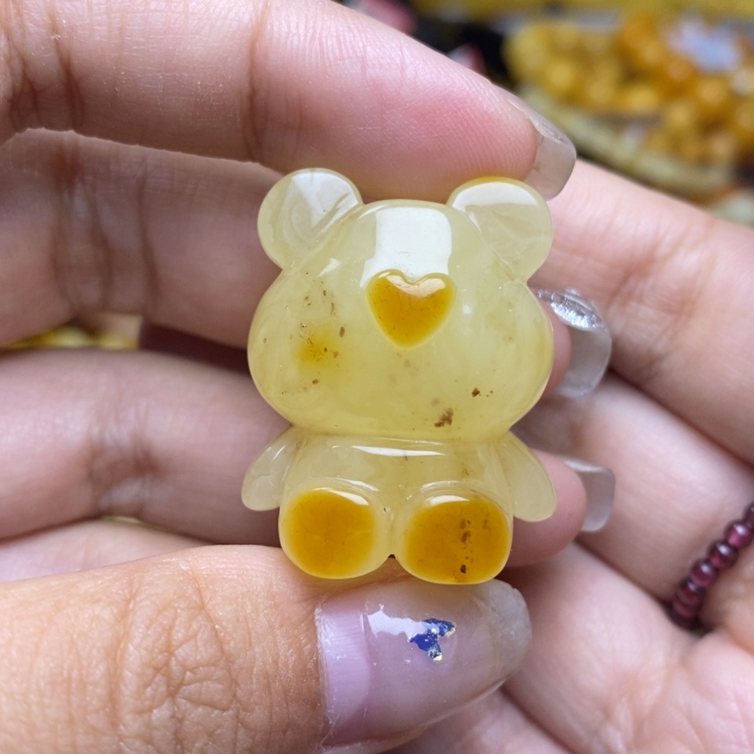 未镶嵌琥珀珠宝奇石