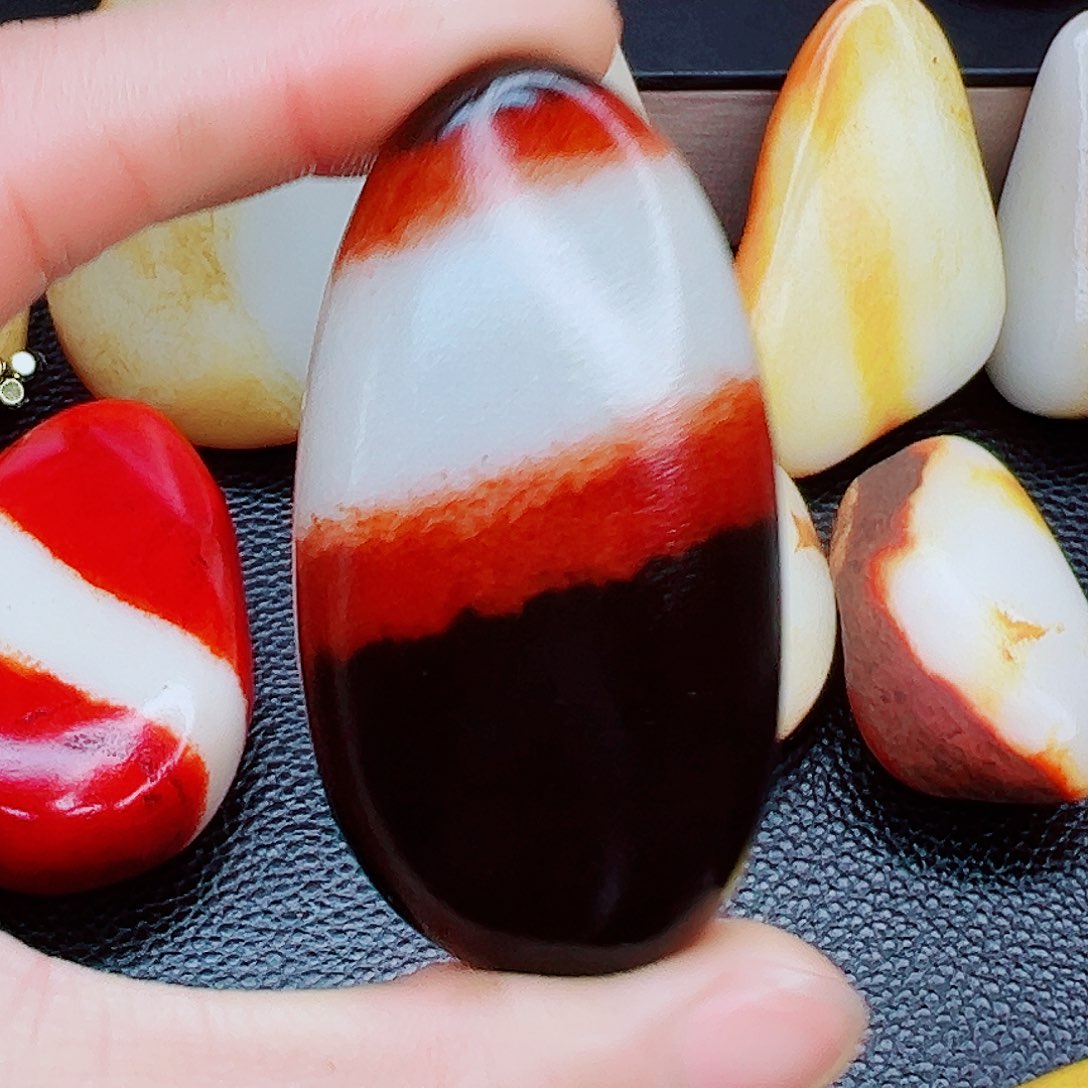 劲***达和田玉未镶嵌挂件