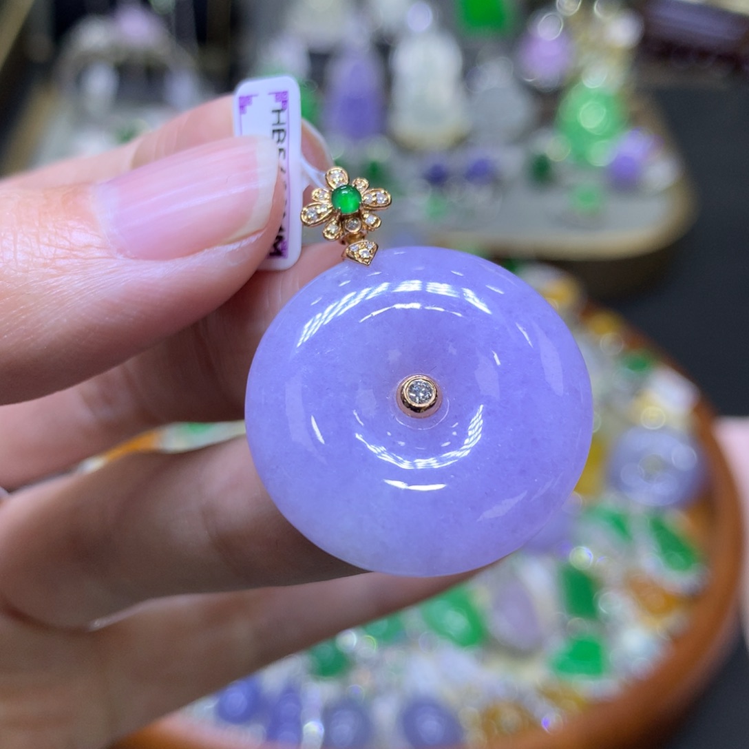 翡翠颈饰18K金镶嵌翡翠吊坠项链