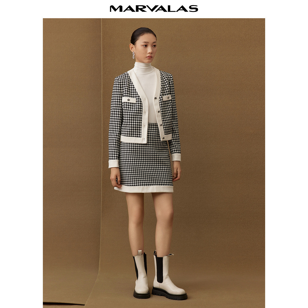 【粉丝专属】小香风外套女千鸟格经典V领长袖上衣M421302473