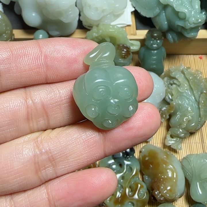 和田玉挂件未镶嵌