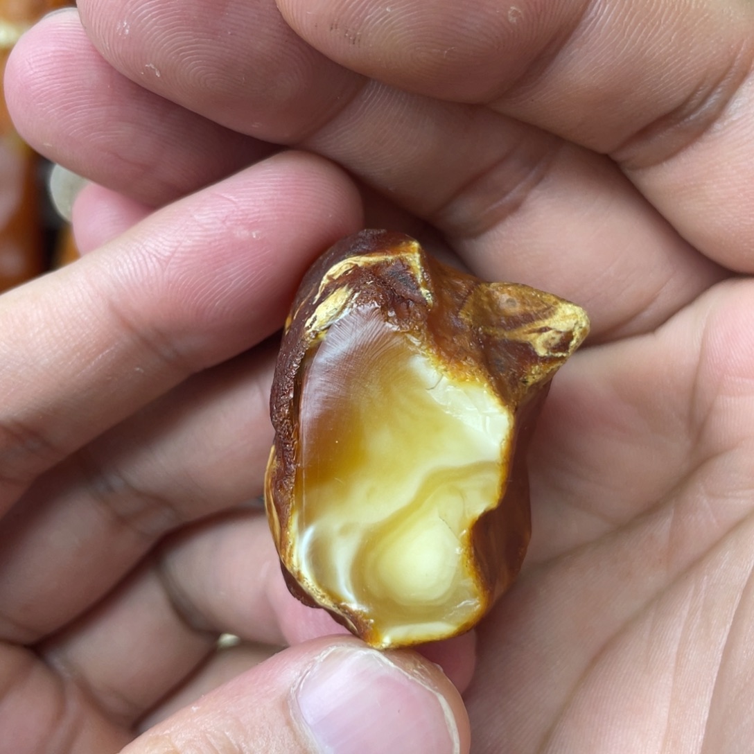 定制蜜蜡宝**原石定制