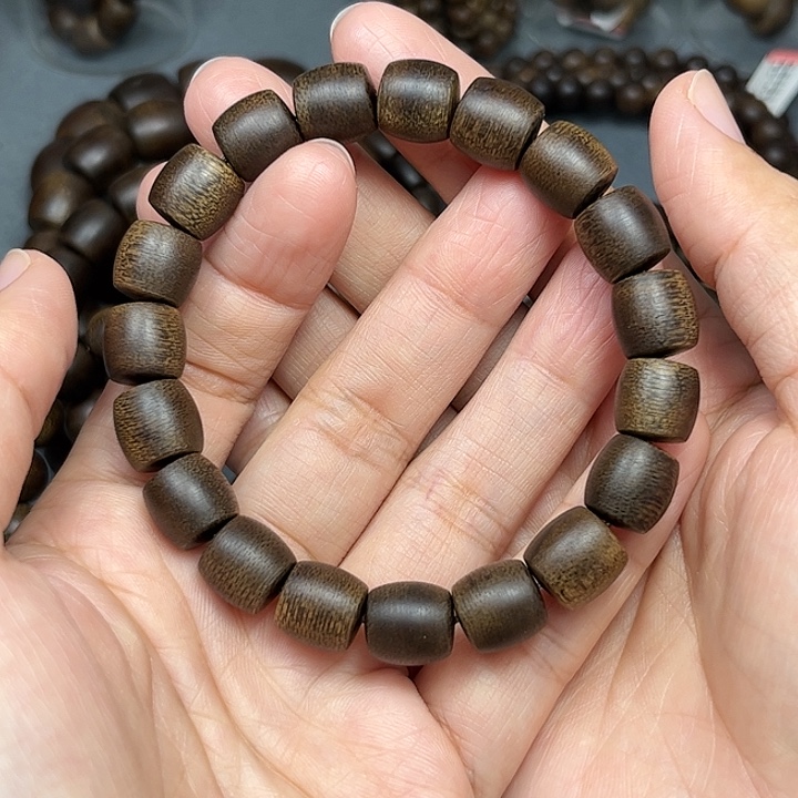 沉香碎屑沉香白棋玉化1.0