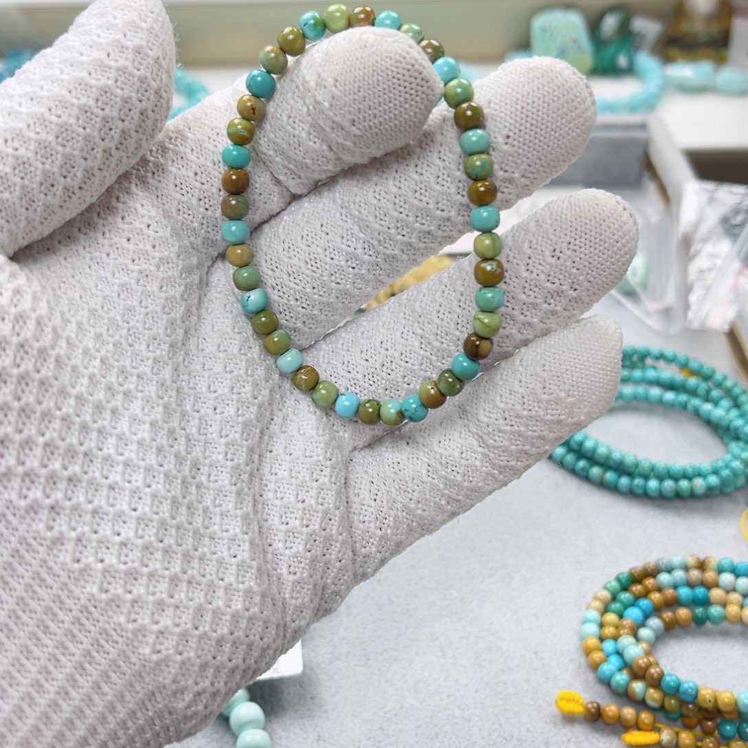 绿松石绿松石未镶嵌