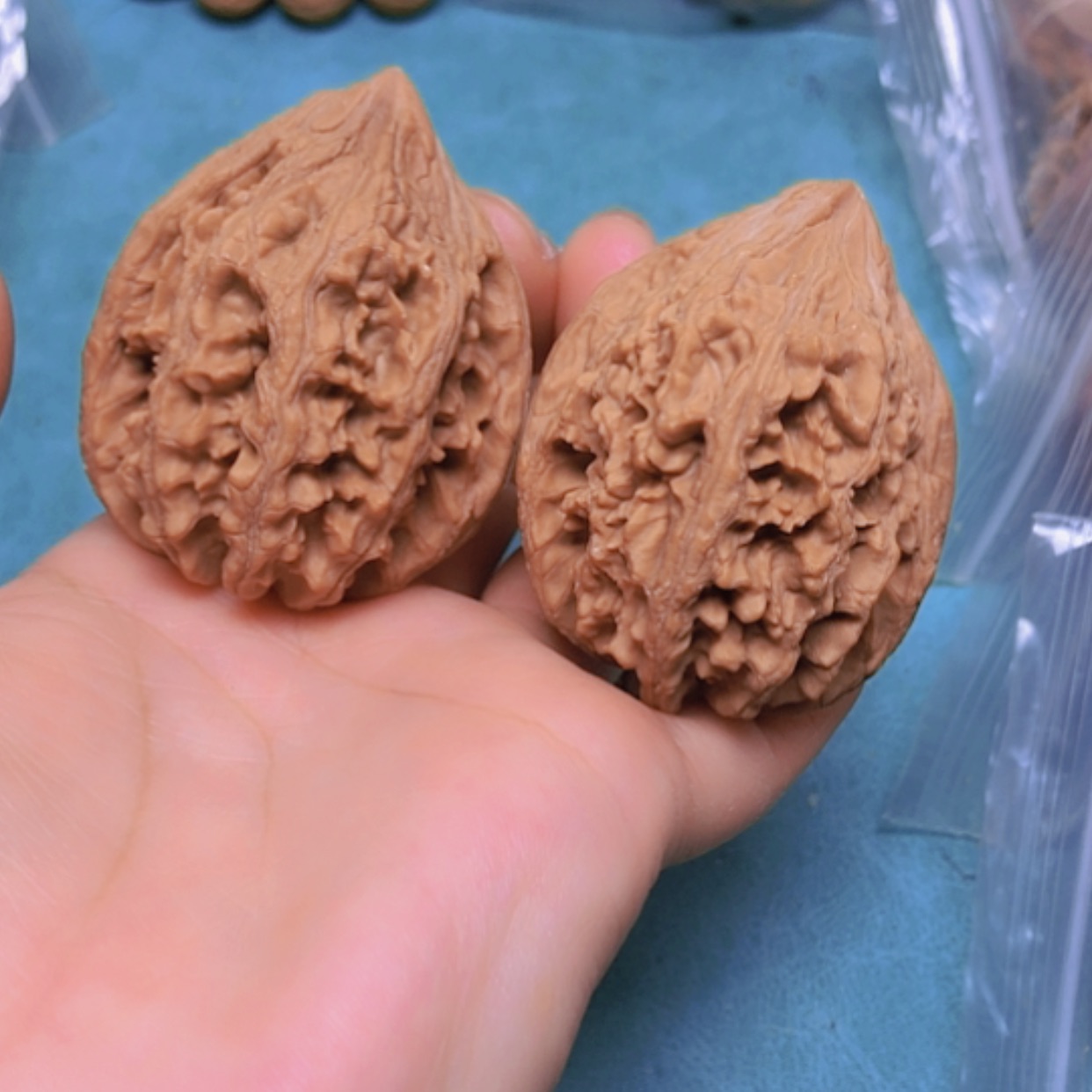 【闪购商品】把件核桃43大沽石修尖