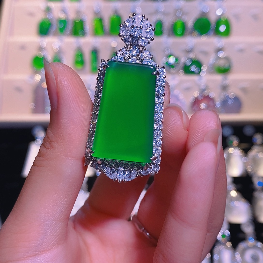 玛瑙/玉髓合金颈饰