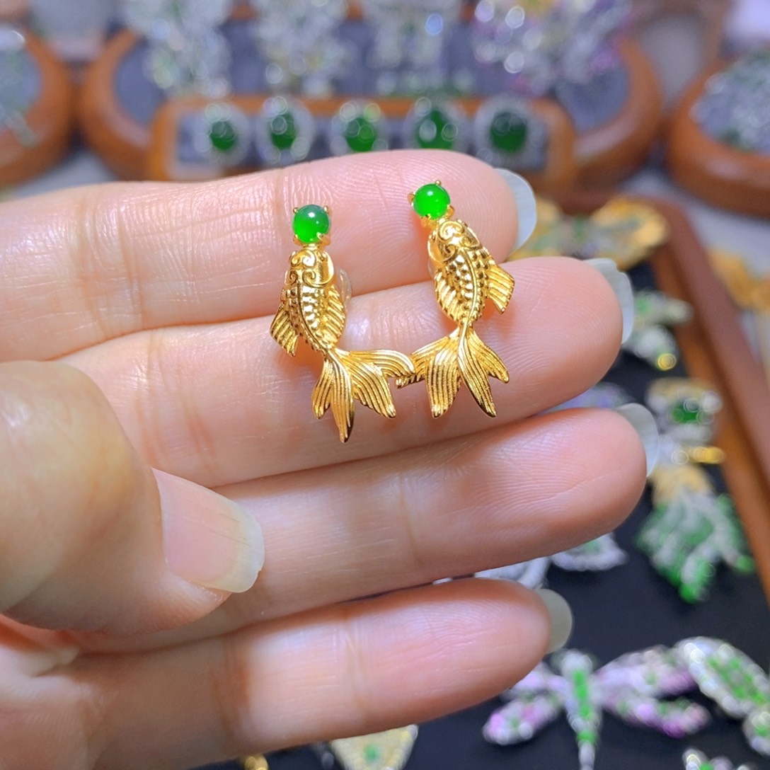 翡翠颈饰银S925镶嵌天然翡翠