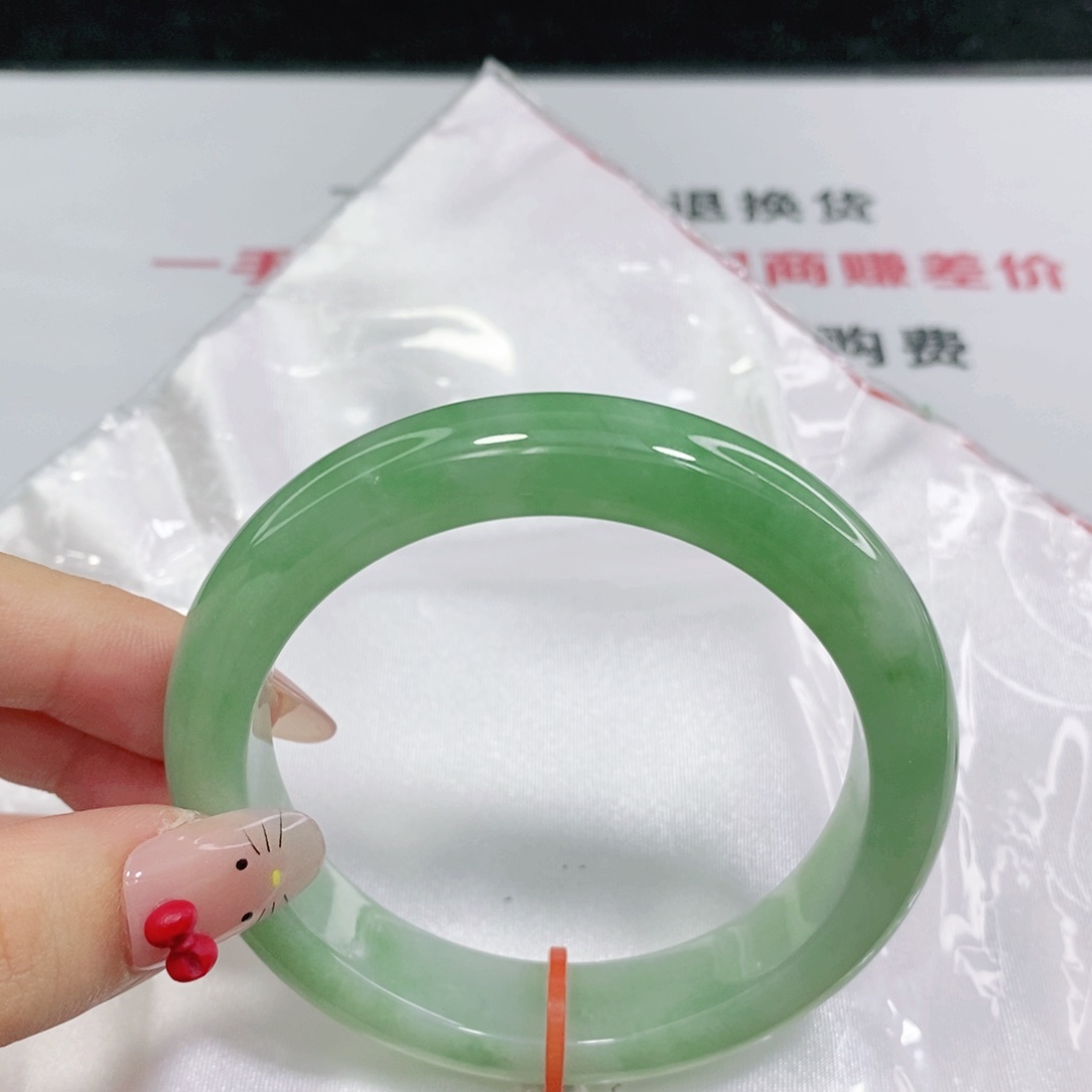 翡翠手镯未镶嵌54 54 54