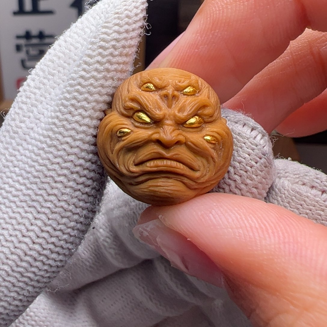 文玩核桃把件精修镶嵌款多目恶僧18左右尺寸全品有正常封口线