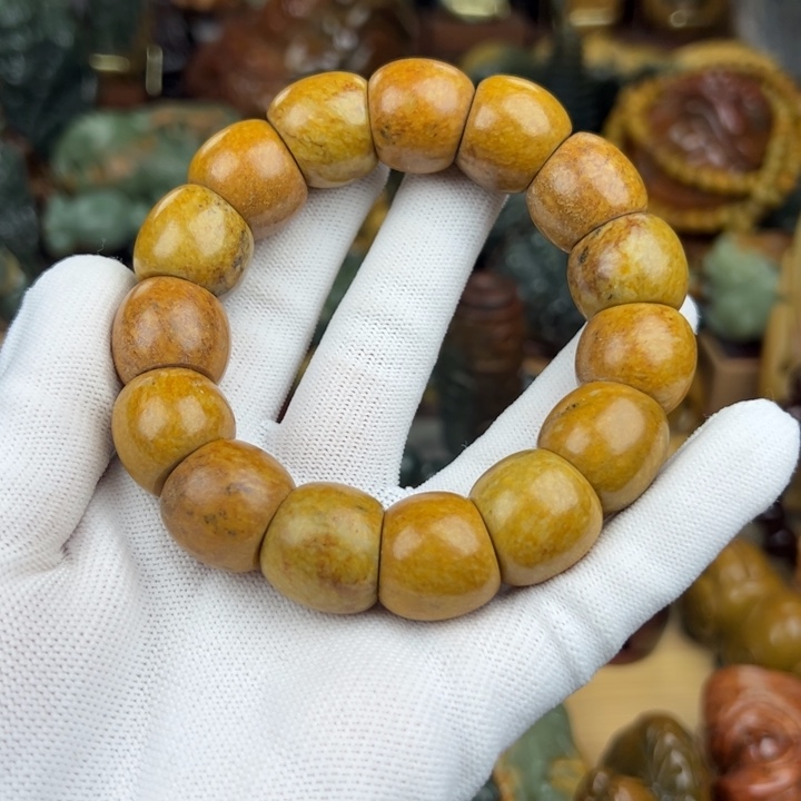 岫岩河磨玉（透闪石质玉）手串未镶嵌郑*康