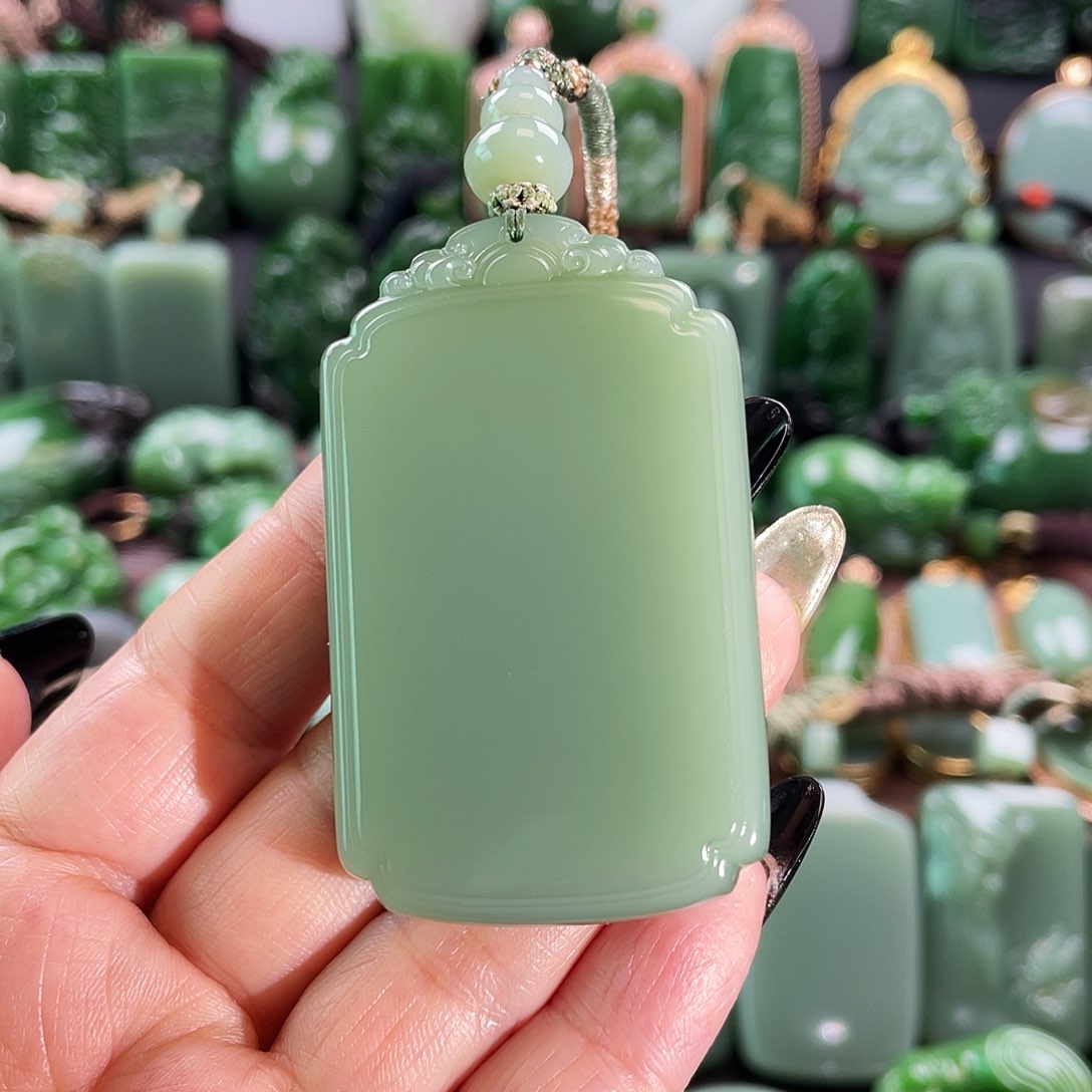 和田玉挂件未镶嵌