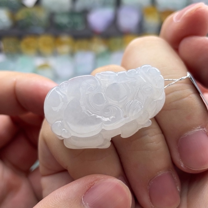 翡翠颈饰未镶嵌貔貅4