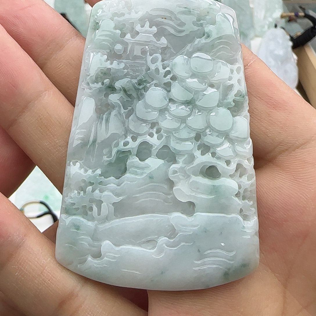 翡翠未镶嵌颈饰翡翠
