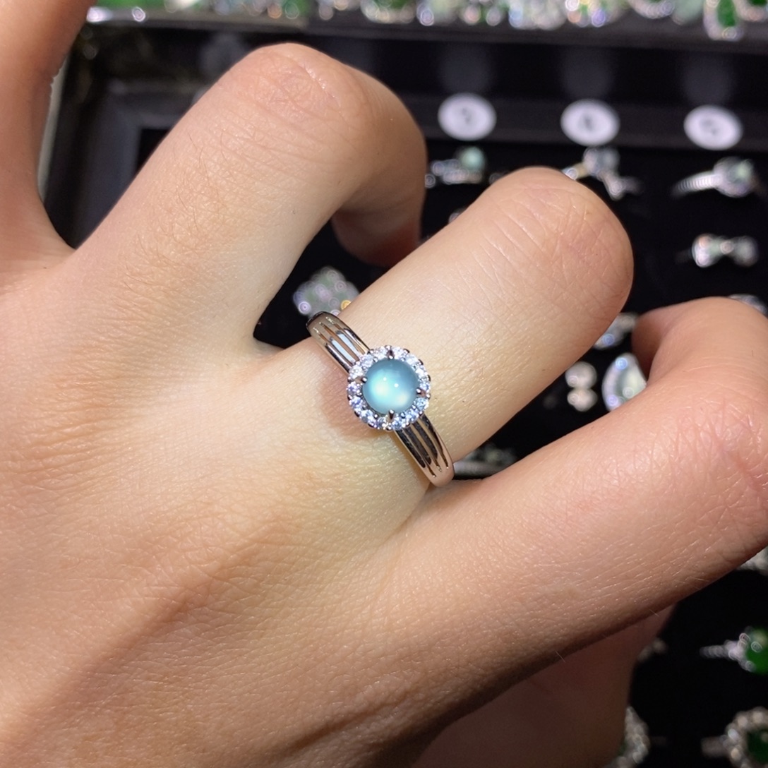 翡翠未镶嵌颈饰天然