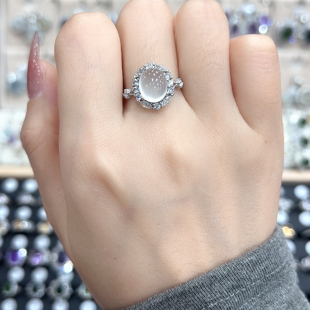 A***w银S925镶嵌戒指水晶