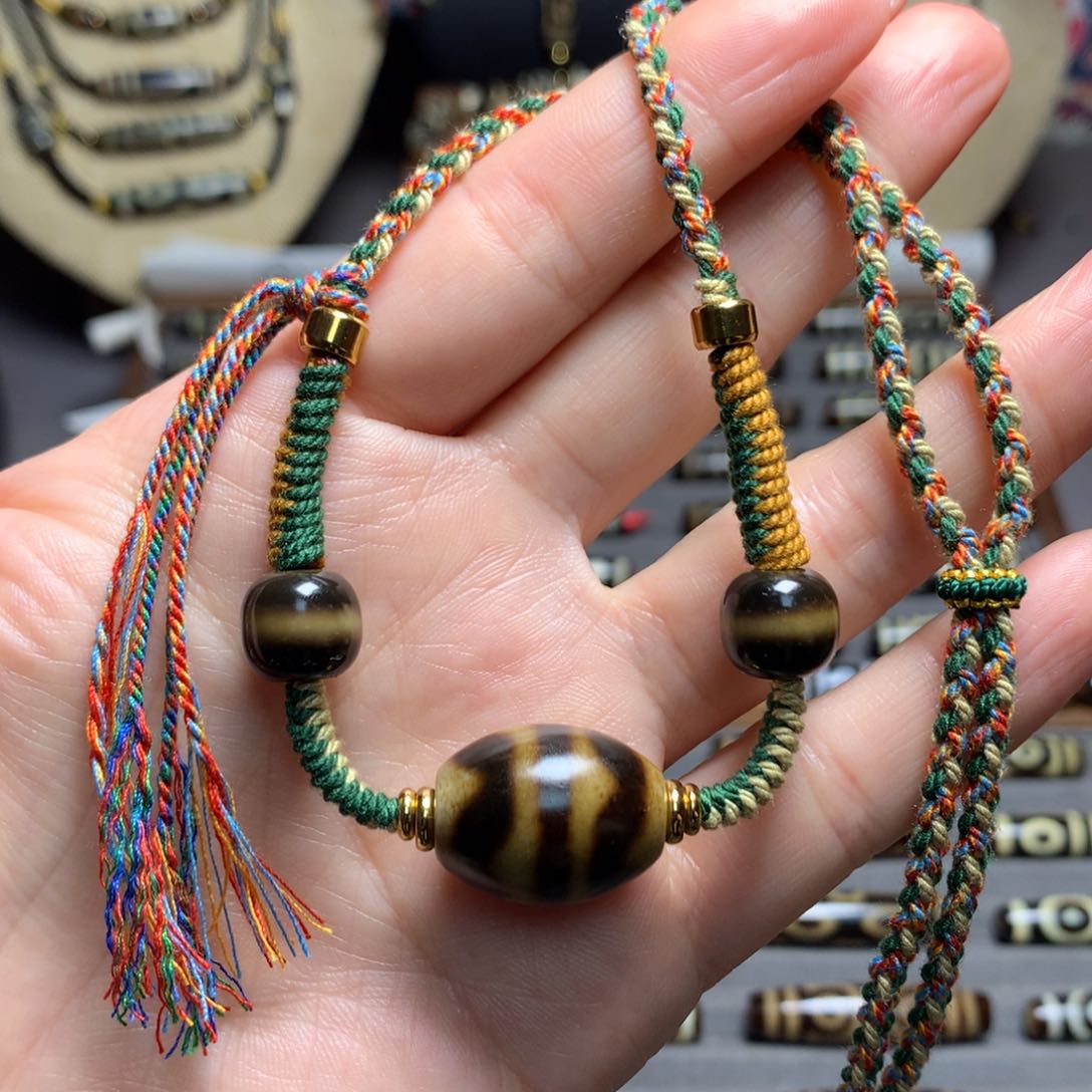 玛瑙/玉髓吊坠(赠链)未镶嵌