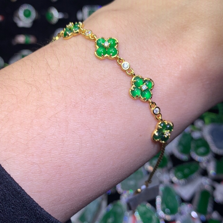 【闪购商品】翡翠吊坠(不含链)银S925镶嵌天然翡翠