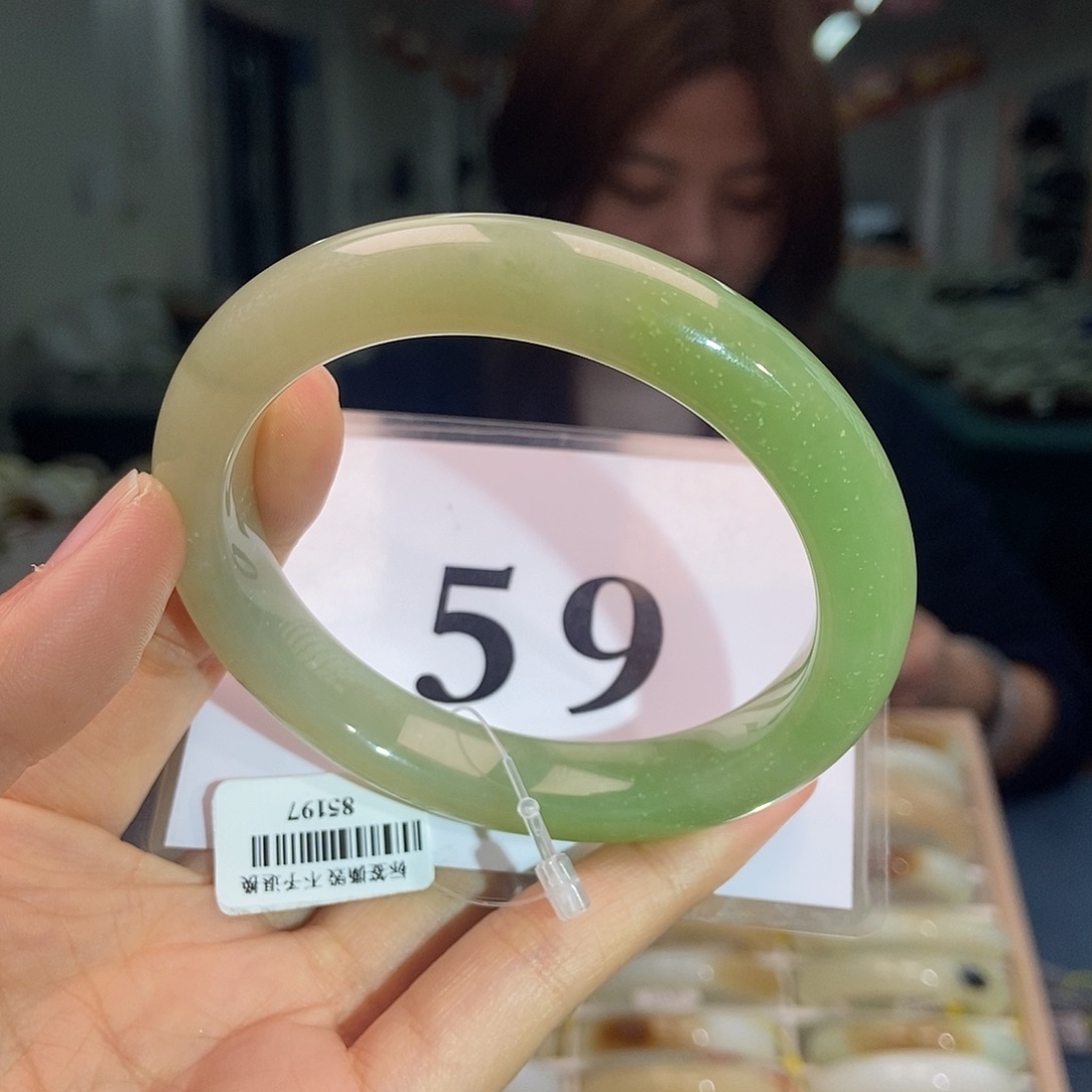 和田玉（翠青玉）手镯未镶嵌