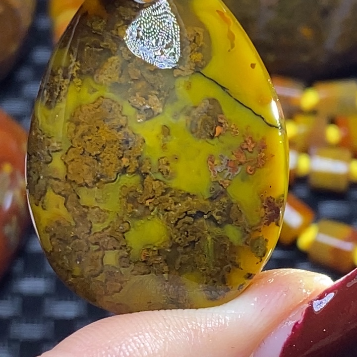 玛瑙/玉髓颈饰未镶嵌