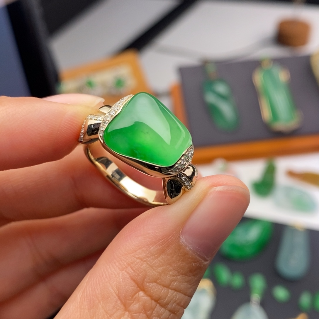 定制翡翠18K金镶嵌 戒指