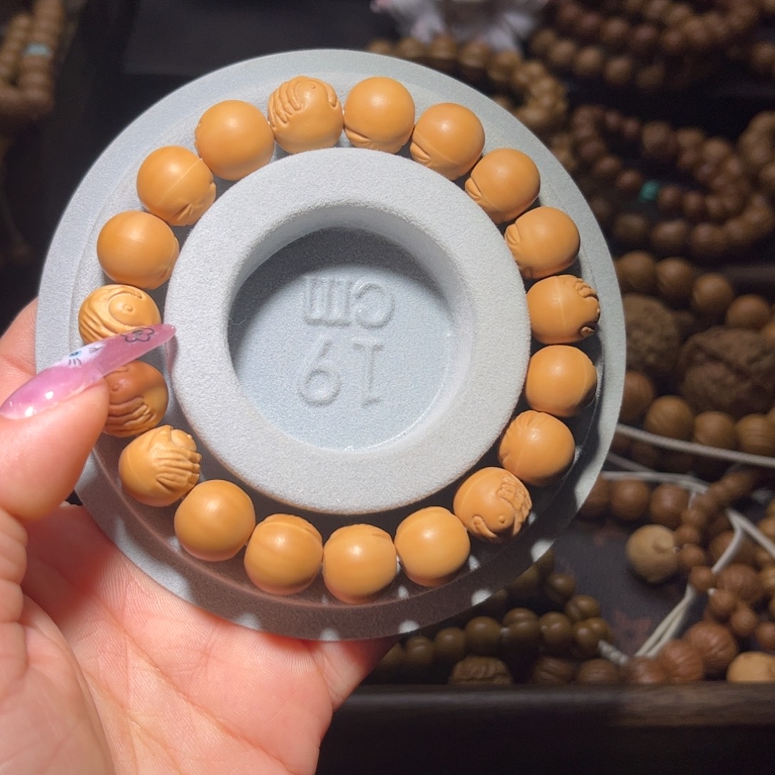 吊坠猴头核桃13龙岩料雕刻掌上乾坤手串全品无瑕无药