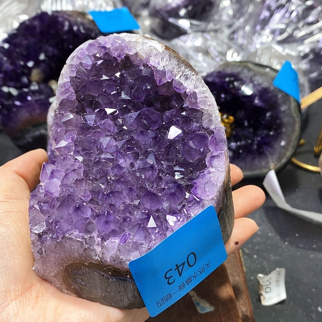 水晶大型摆件（非配饰）未镶嵌