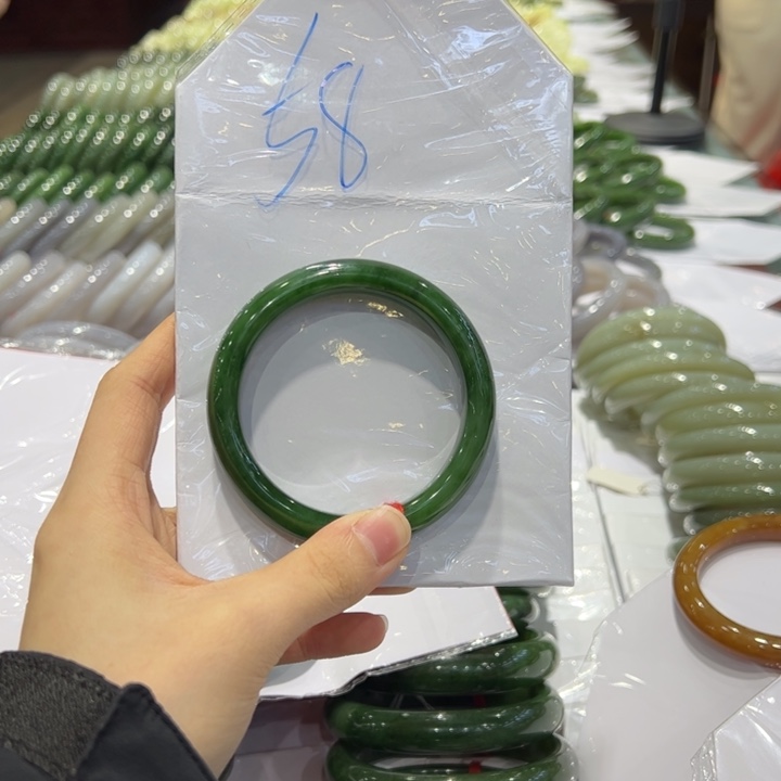 宁***@和田玉（碧玉）未镶嵌手镯和田玉手镯