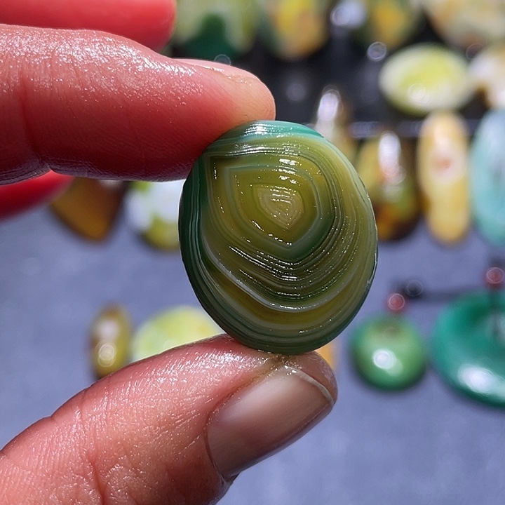 玛瑙/玉髓未镶嵌珠宝奇石