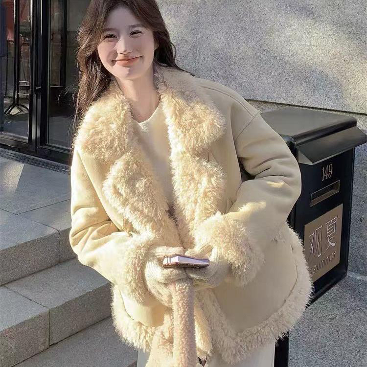 瑶瑶韩系外套时尚百搭厚冬季2025新款好看短款加绒加厚宽松