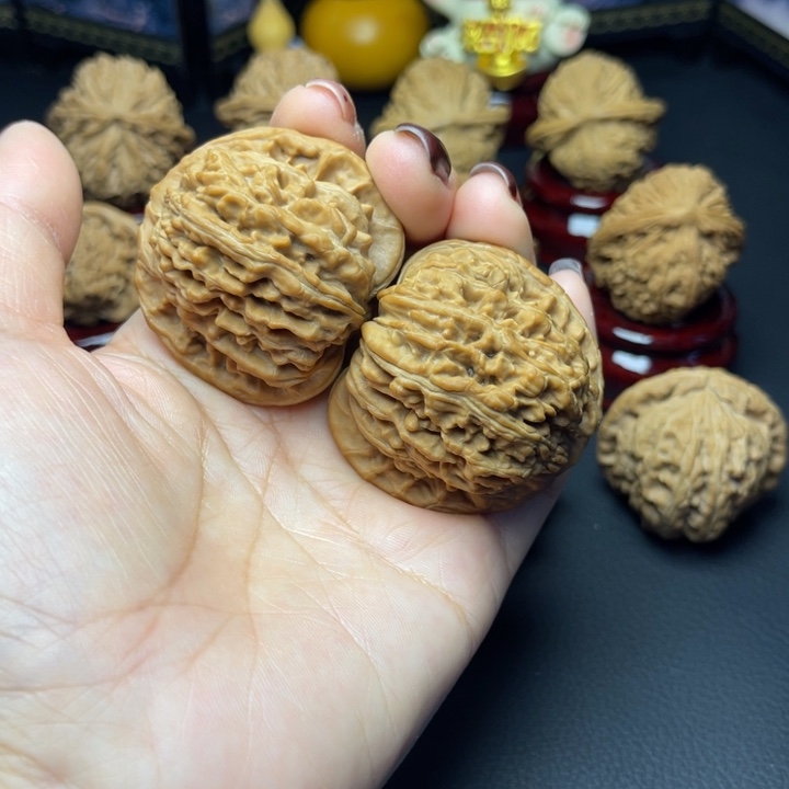 小***会悦缘文玩全品四座楼