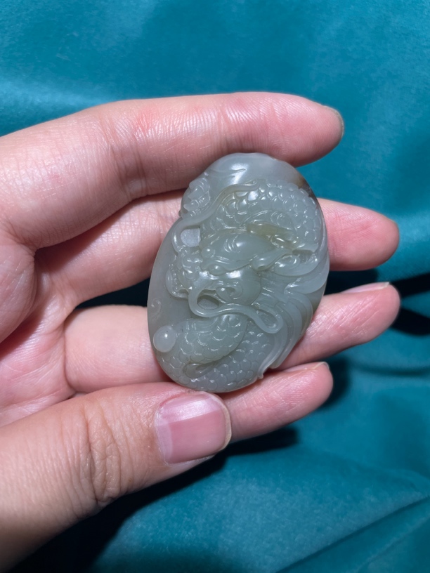 和田玉青白龙挂件